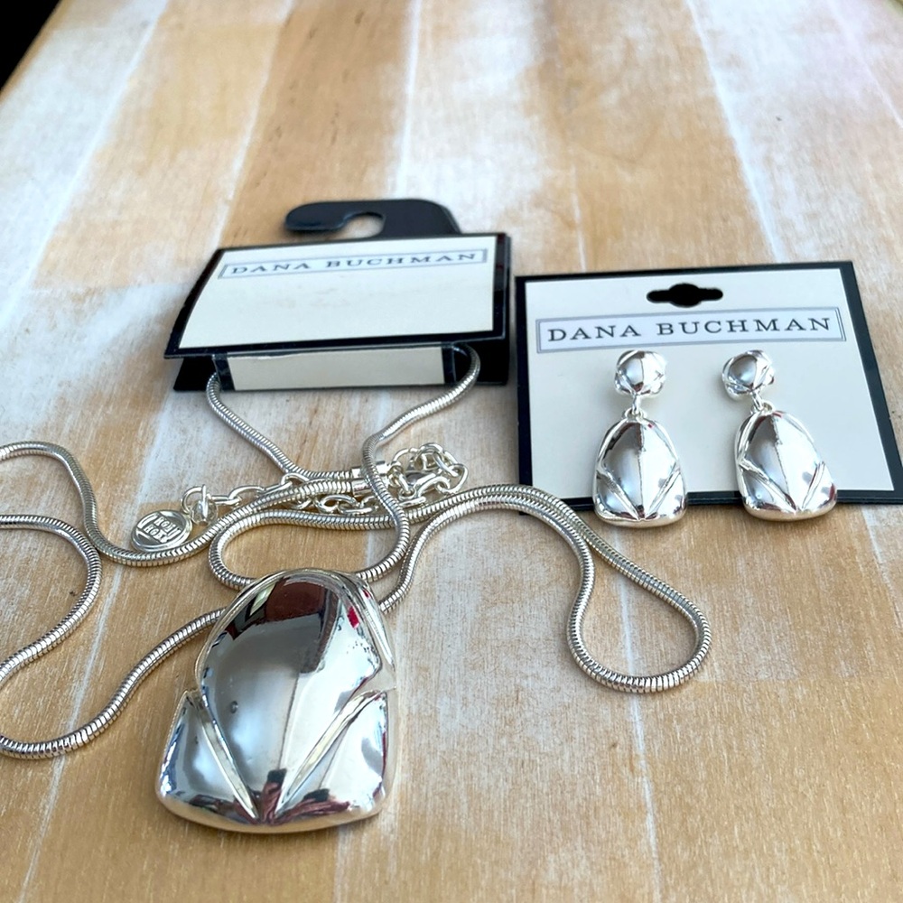 New Dana Buchman matching earrings and necklace